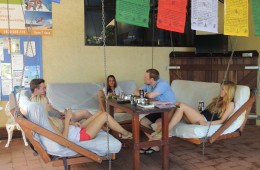 You can chill out in the hanging chairs at the Reef Lodge Backpackers in Townsville. Catch up with friends and tell a story or two.